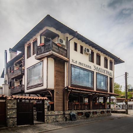 Семеен Хотел Златоград Exterior foto