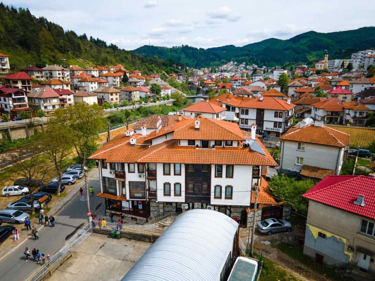 Семеен Хотел Златоград Exterior foto